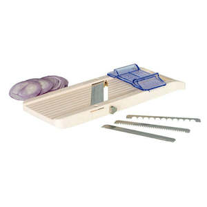 Mandolines: No 3 Japanese Mandolin Vegetable Slicer 95mm