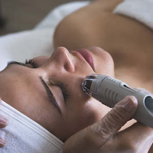Skin Treatments: Powerbright Dermafrac