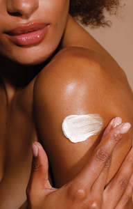 Skincare: Airyday Golden Shimmer Body SPF50+ Dreamscreen 150ml