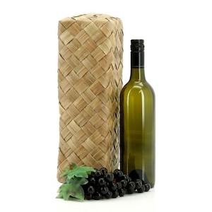 Oceans Boxes Bags Liquor Boxes Bags: Pandanus Wine Box Single 34Lx11Wx11Hcm - Natural