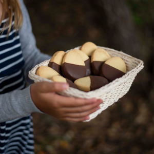 Eggs Choc Dipped Shortbread * 12 pack