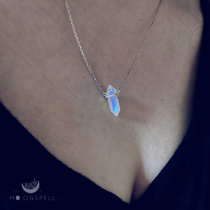 Products: Talisman – Moonstone necklace 925 Sterling Silver