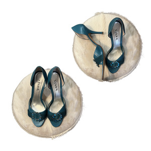 Shoes: XINER vintage turquoise Gem Heels W/ box B1225