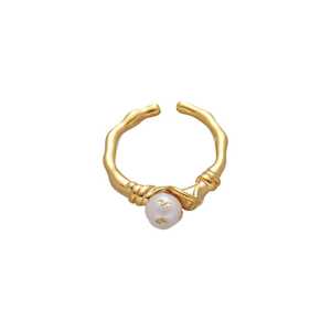 Ragged pearl ring