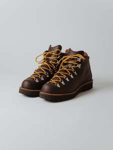 Mountain Light - Brown