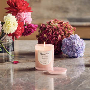 Sweet Pea & Jasmine Metro Candle