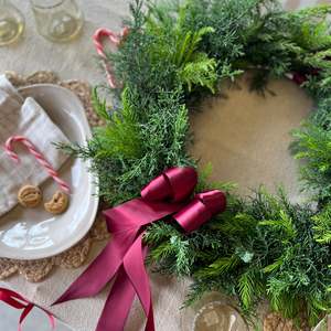 Christmas: Foliage Christmas Wreath