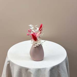 Dried Flowers: Dried Harmie Vase