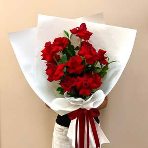 A Dozen Premium Colombian Roses