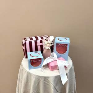 Gift Boxes 1: Glow & Treat Gift Pack