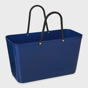 The Everyday Edit 1: Hinza Bag - Navy
