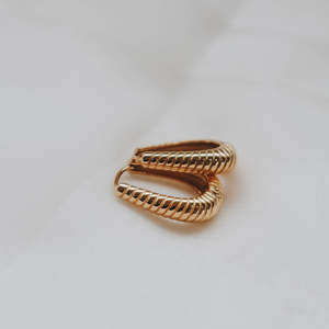The Everyday Edit 1: Gold Freya Hoops By Katy B