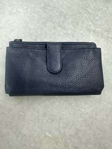 Fashion Bags Wallets: Leather Cell Phone Wallet - Navy