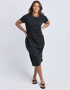 Fashion Dresses: Diana Short Sleeve Dress - Black