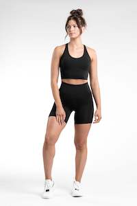 SHORTS: SIDE POCKET SHORT - BLACK - (HYBRID KNIT) - MID LENGTH