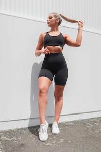 Womens Shorts: CORE SHORT - BLACK - TECHLITE