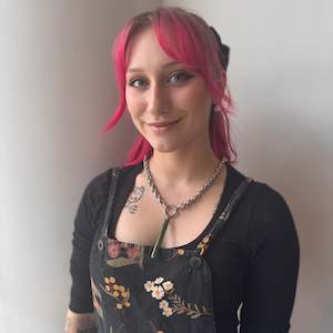 ball chain: MADÉ Pounamu Greenstone Kaha Necklace