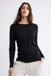 Merino Long Sleeve Crew Neck Tee Black
