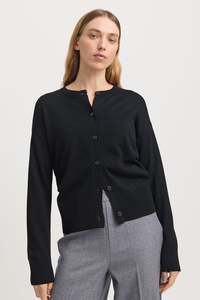 Fine Merino Cardigan Black