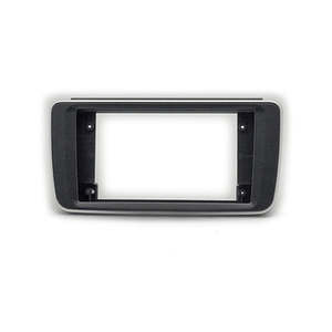 FITTING KIT 9" DASH NISSAN LEAF 2018 ON (BLACK WITH SILVER TRIM)