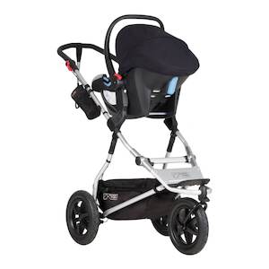 Buggies: urban jungle™ travel system bundle