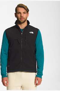 Sweatshirts Jackets: THE NORTH FACE DENALI FLEECE VEST - TNF BLACK