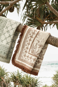 Essentials: LAYDAY ZEPHYR BLANKET - TERRA