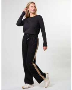 Everyday Essentials: Stella + Gemma Trackside Pant - Black