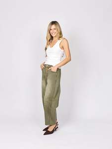 Monaco Carson Barrel Jean in khaki