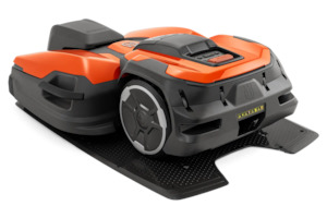 CEORA™ 544 EPOS Automower® Package with RAZOR 43M Deck