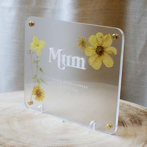 Products: Mother's Day Flower Sign