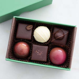 Cocoa Wilds 6 Piece Chocolate Box