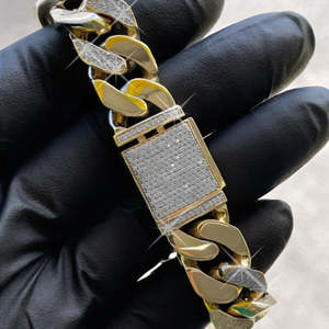 Bracelet: Frosted Bracelet 9ct Gold with diamonds ❄️