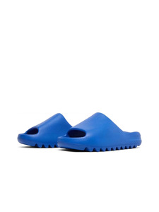 Sneakers: adidas Yeezy Slide Azure