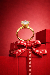 Rings: 2 Carat Solitaire Diamond Ring