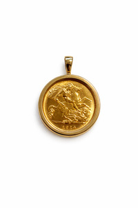 Pendants: Half Sovereign Pendant Plain Gold