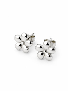 Earrings: 9ct White Flower Earrings