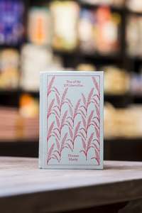 Classic Fiction: Tess of the D'Urbervilles (Clothbound)