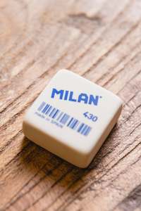Erasers: Milan 430 White Eraser