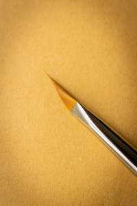 Art Supplies: R18 Travel Brush, Triangular - SIZE 8