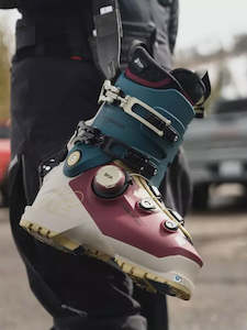 Ski Boots: 2024 Mindbender 95 Boa W