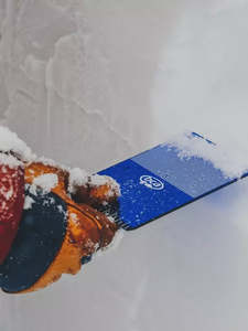 Ski Snow: Polycarbonate Crystal Card