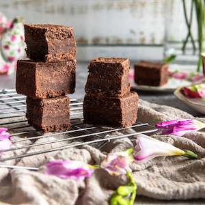 Products: Coconut Rough Slice - Mummys Yummys