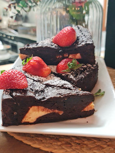Raspberry Cream Cheese Chocolate Brownie Tart 20cm www.munchpalmy.net