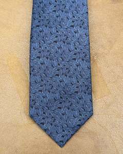 Buckle | Tie & Matching Pocket Square | Navy Blue Leaves