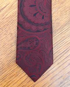 Silandro | Pure Silk Tie | Diamond Motif | Burgundy Paisley