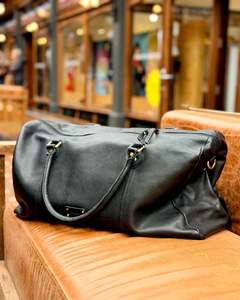 Pierre Cardin | Large Overnight Bag | Genuine Leather | Detachable Shoulder Strap | Black