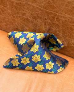 Silandro | Daffodil Pocket Square | 100% Silk