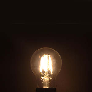 A60 Filament 6W 3000K Dimmable LED E27 Light Bulb