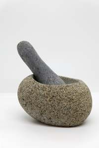 MEDIUM MORTAR AND PESTLE 3